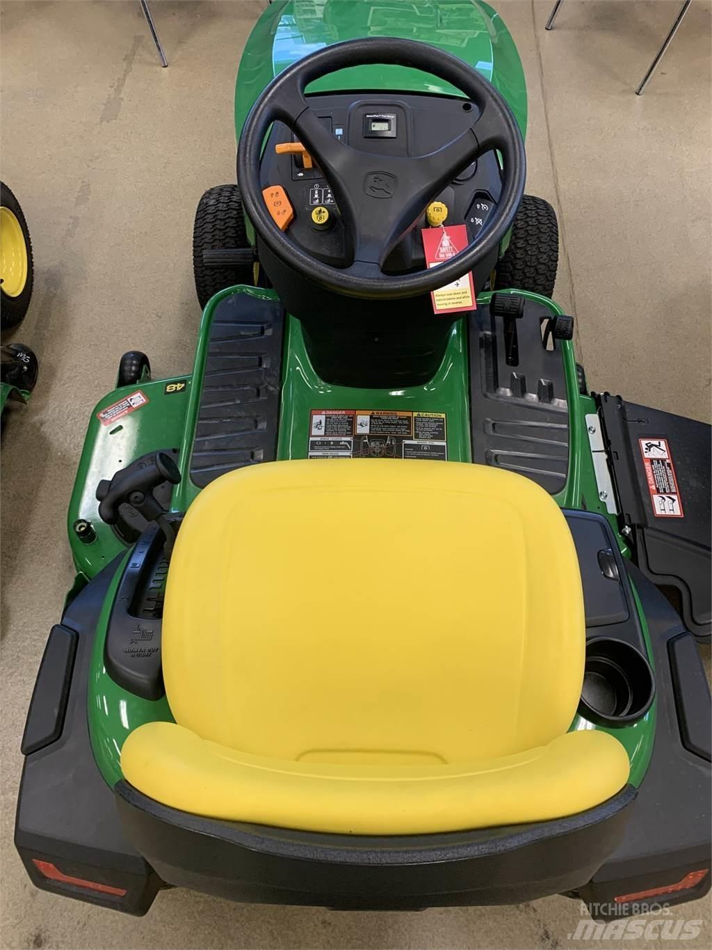 John Deere S240 Kompakttraktorer