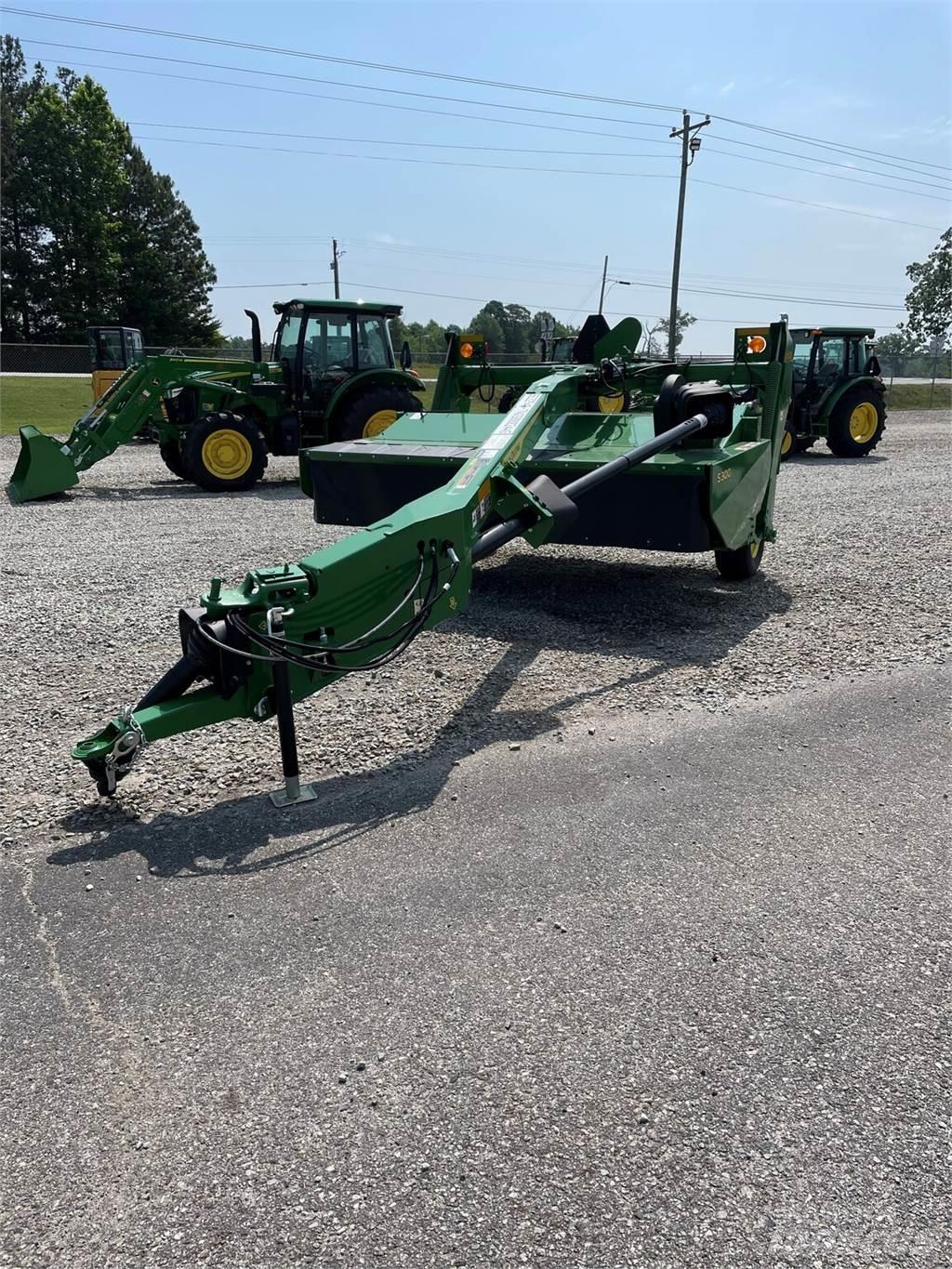 John Deere S300 Slåtterkrossar