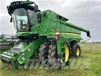 John Deere S680 Skördetröskor