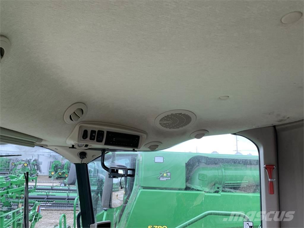 John Deere S680 Skördetröskor