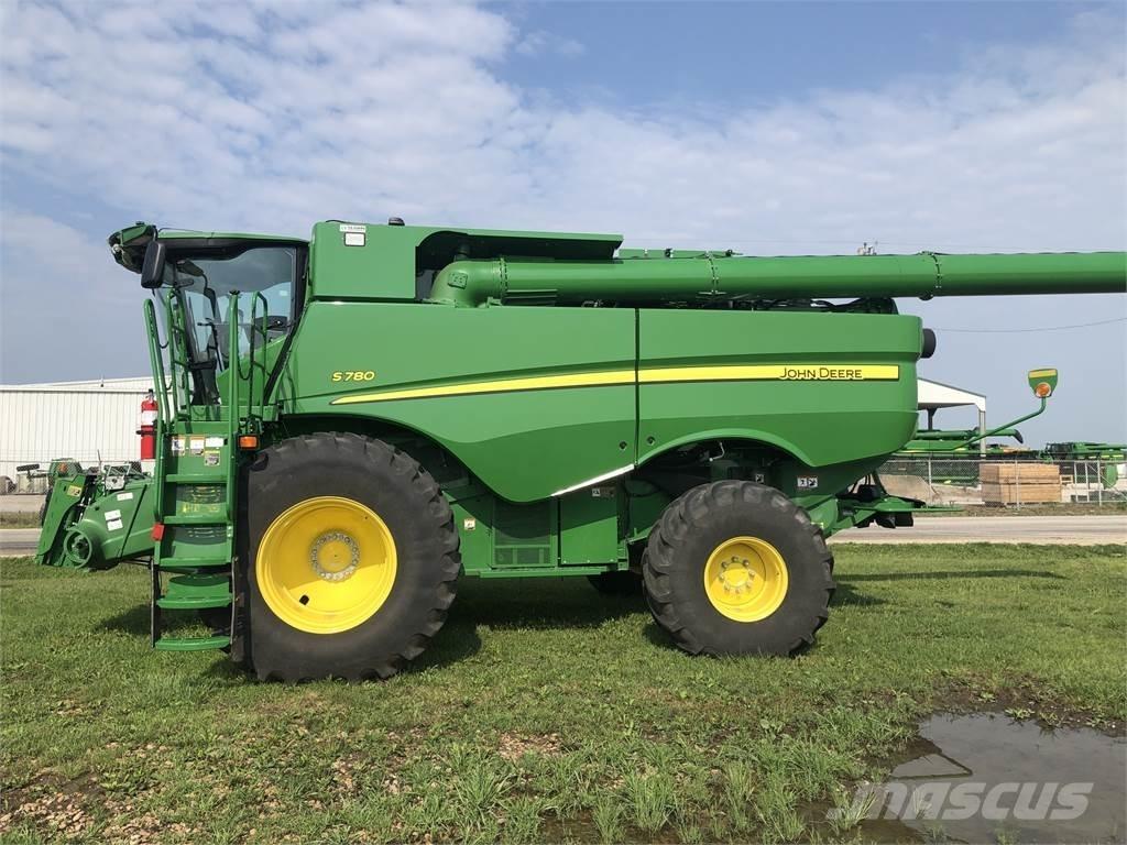 John Deere S780 Skördetröskor
