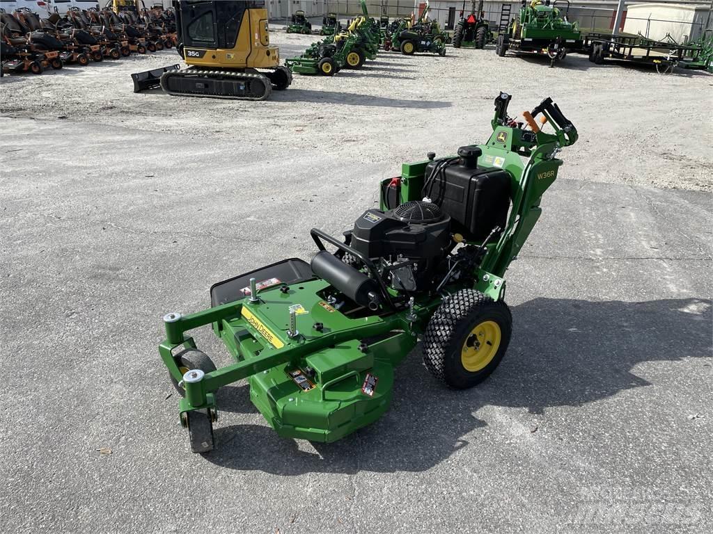 John Deere W36R Gågräsklippare