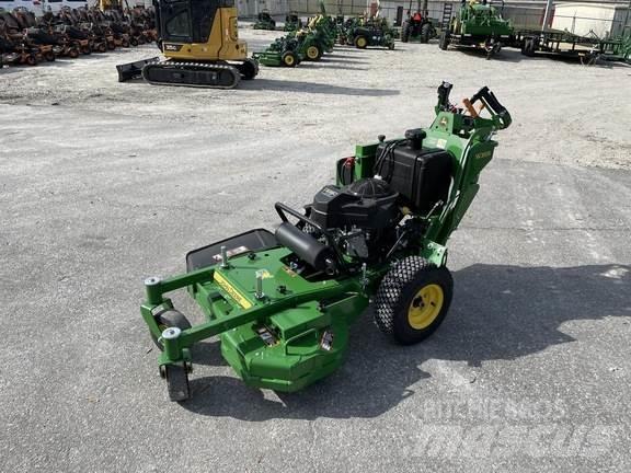 John Deere W36R Gågräsklippare
