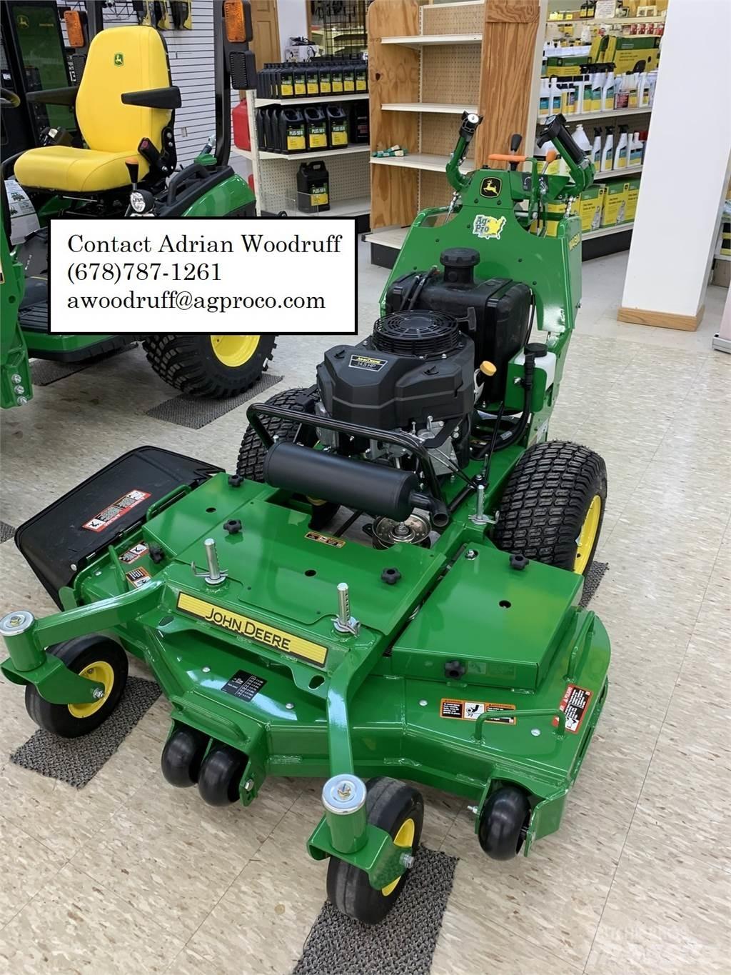 John Deere W48M Gågräsklippare