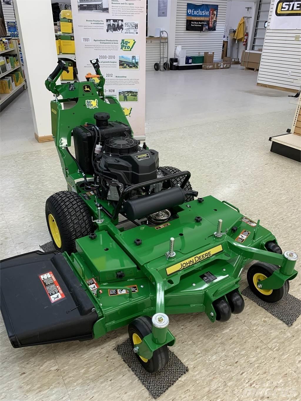 John Deere W48M Gågräsklippare