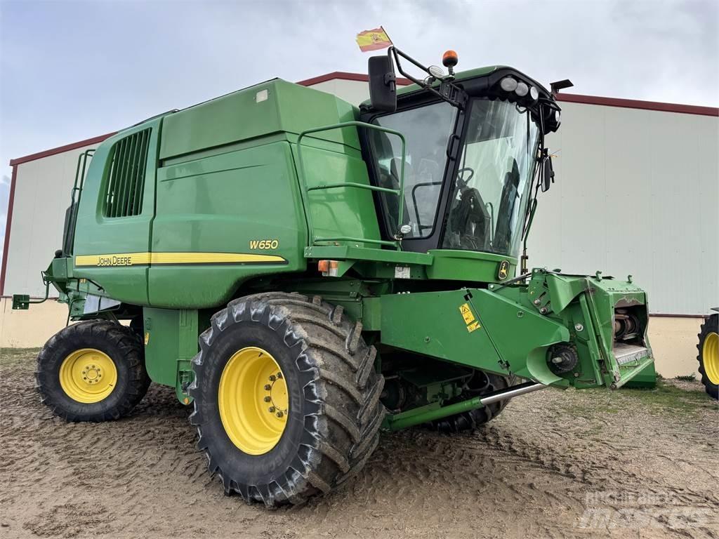 John Deere W650 Skördetröskor