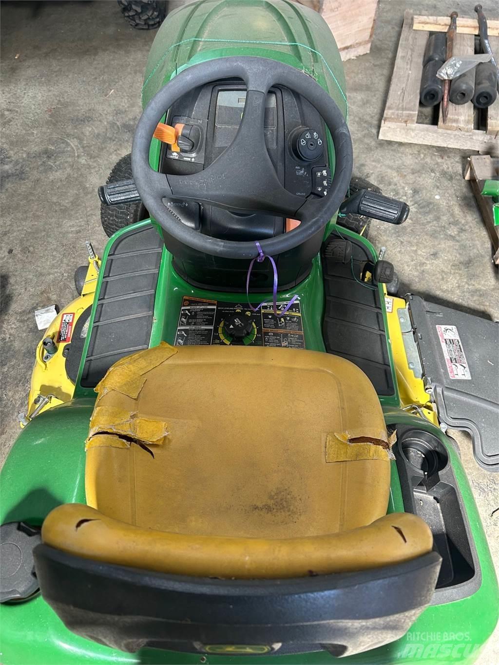 John Deere X300 Åkgräsklippare