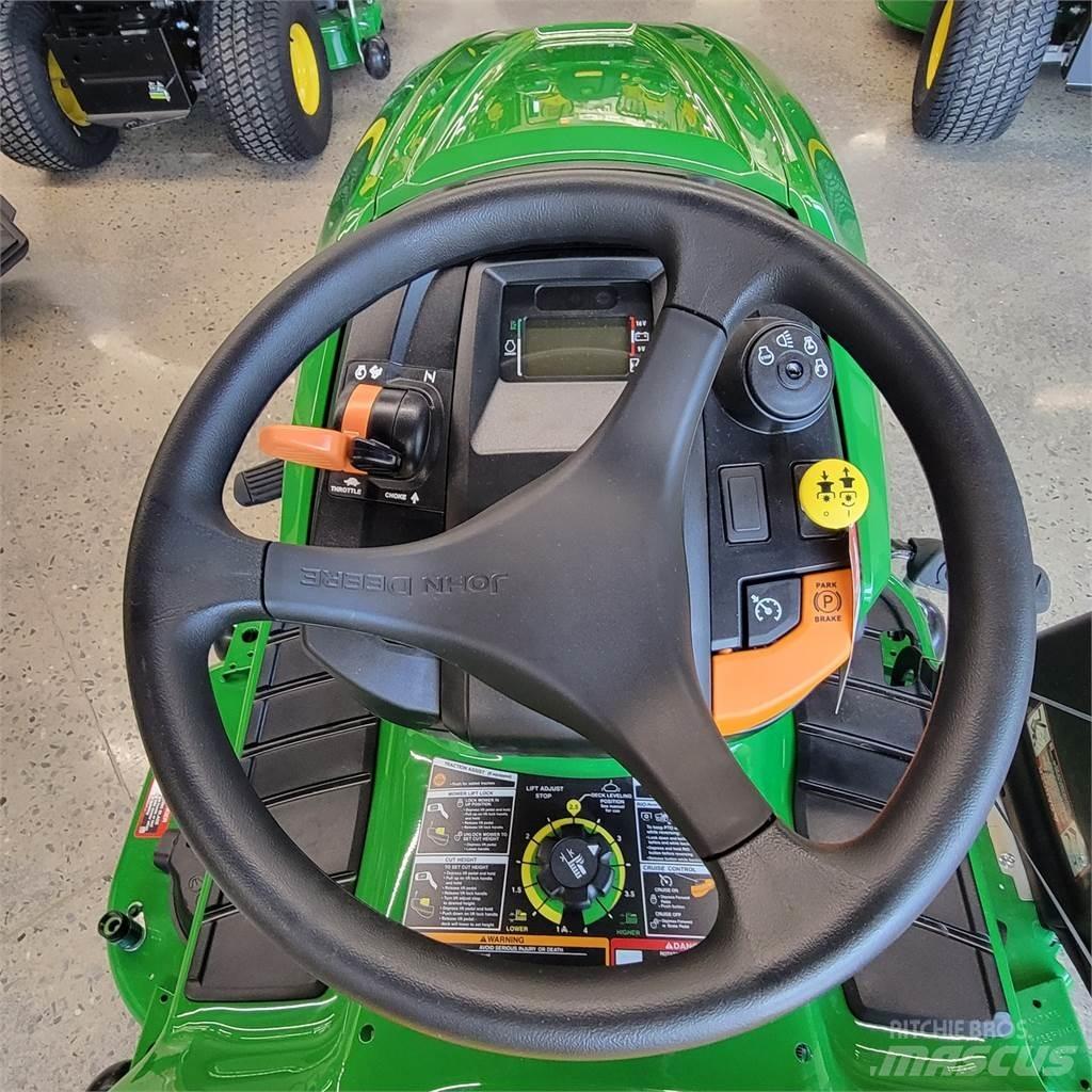 John Deere X350 Kompakttraktorer