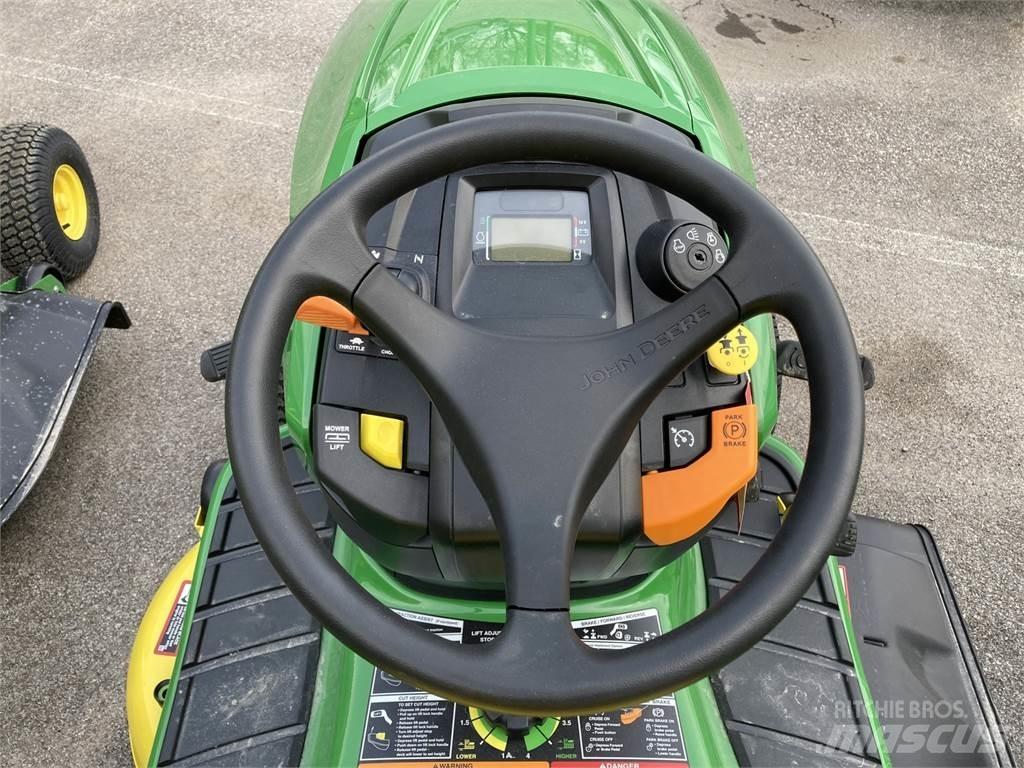 John Deere X350 Kompakttraktorer