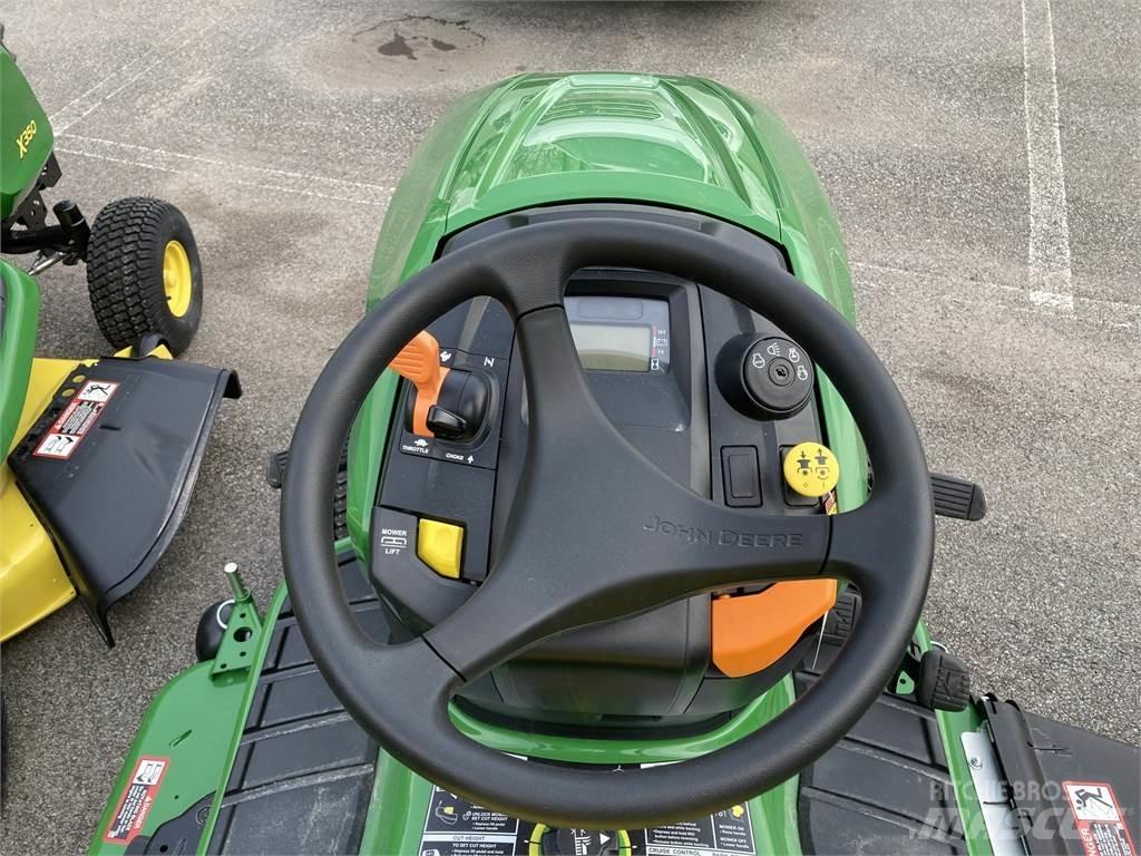 John Deere X350 Kompakttraktorer