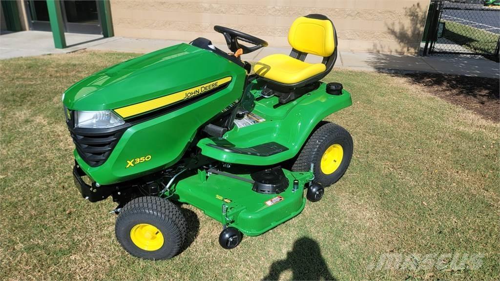 John Deere X350 Kompakttraktorer