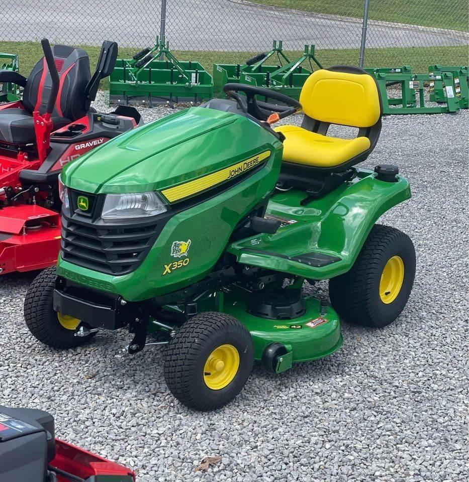 John Deere X350 Kompakttraktorer
