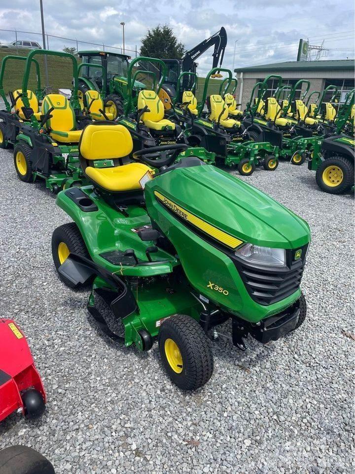 John Deere X350 Kompakttraktorer