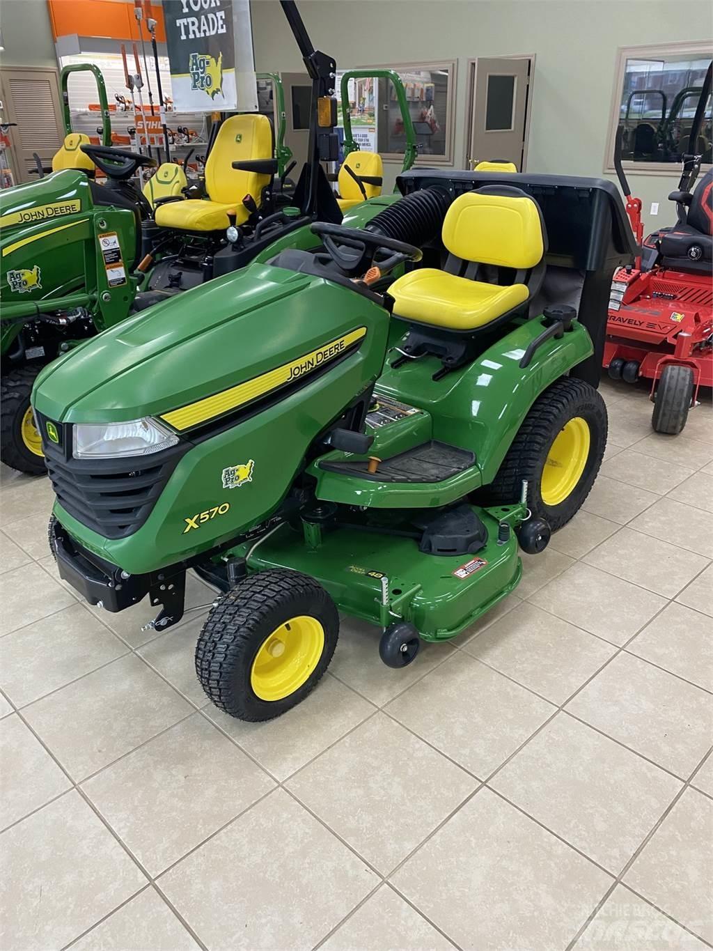 John Deere X570 Kompakttraktorer
