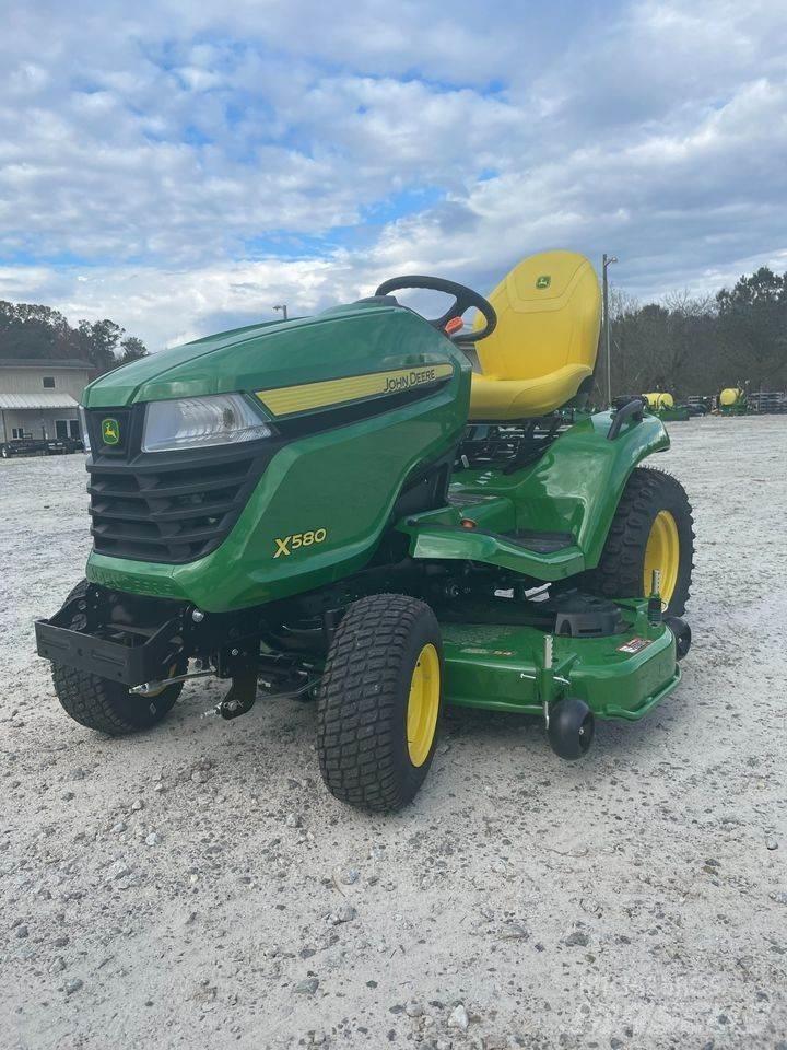 John Deere X580 Kompakttraktorer