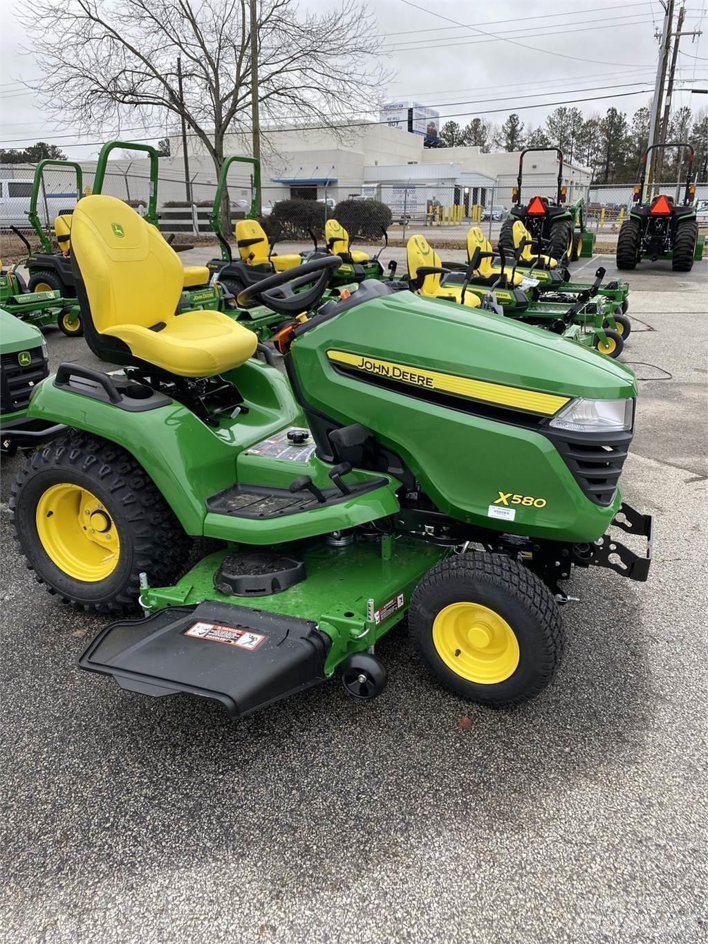 John Deere X580 Kompakttraktorer