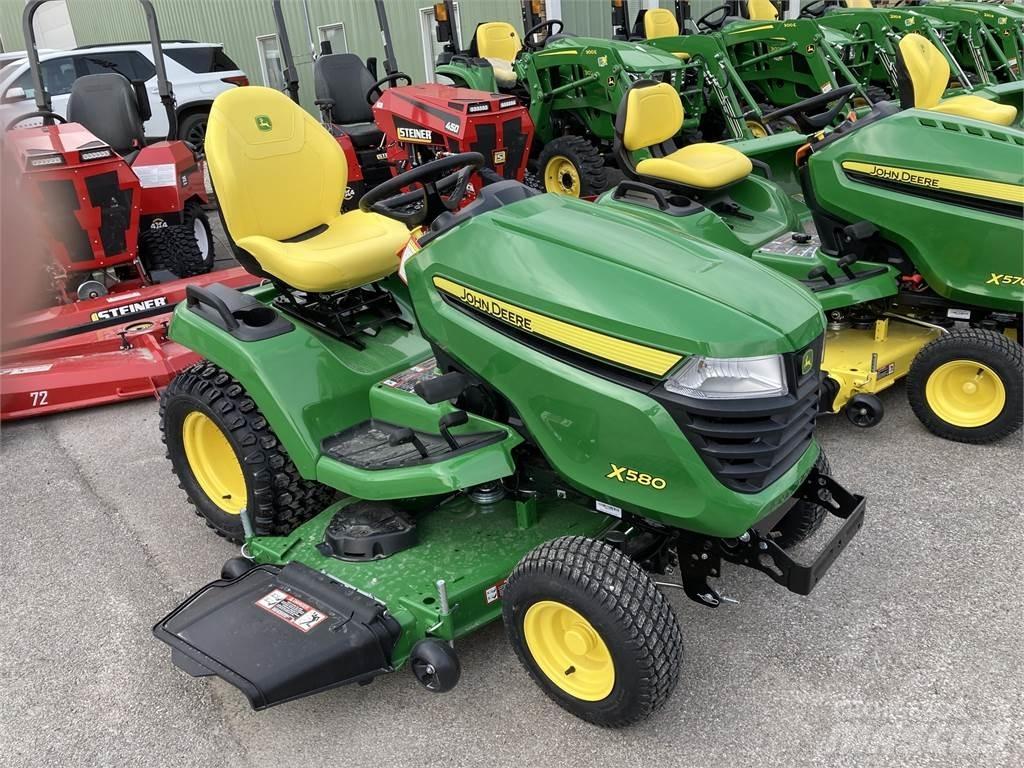 John Deere X580 Kompakttraktorer