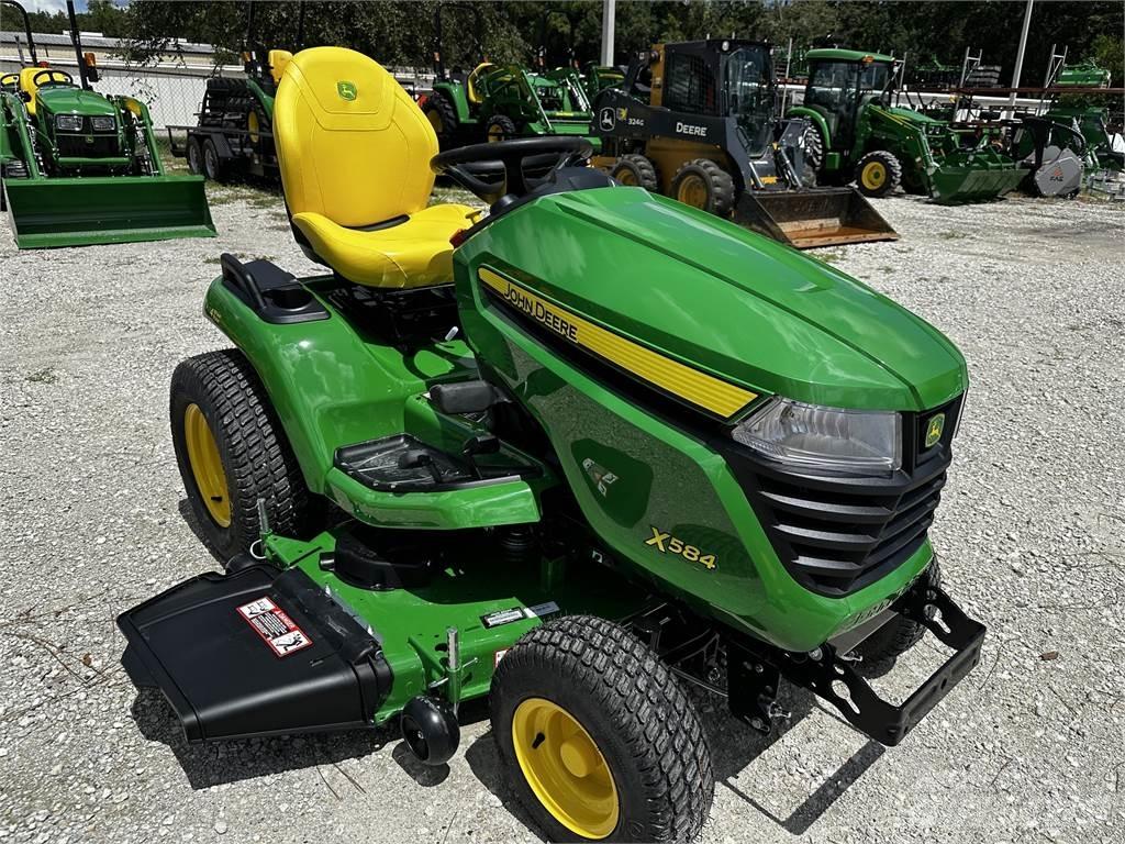 John Deere X584 Kompakttraktorer