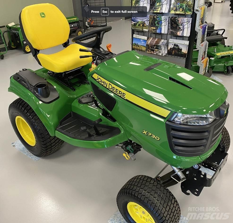 John Deere X730 Kompakttraktorer