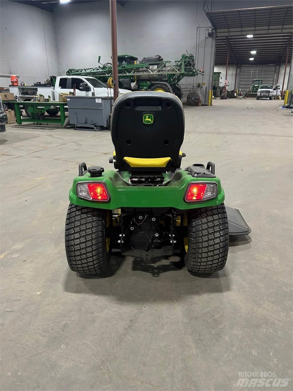 John Deere X730 Kompakttraktorer