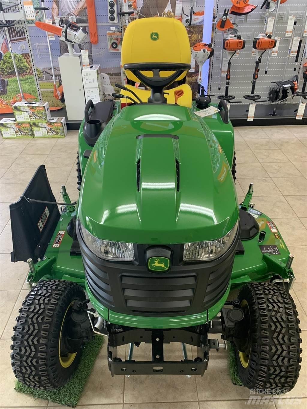 John Deere X738 Kompakttraktorer