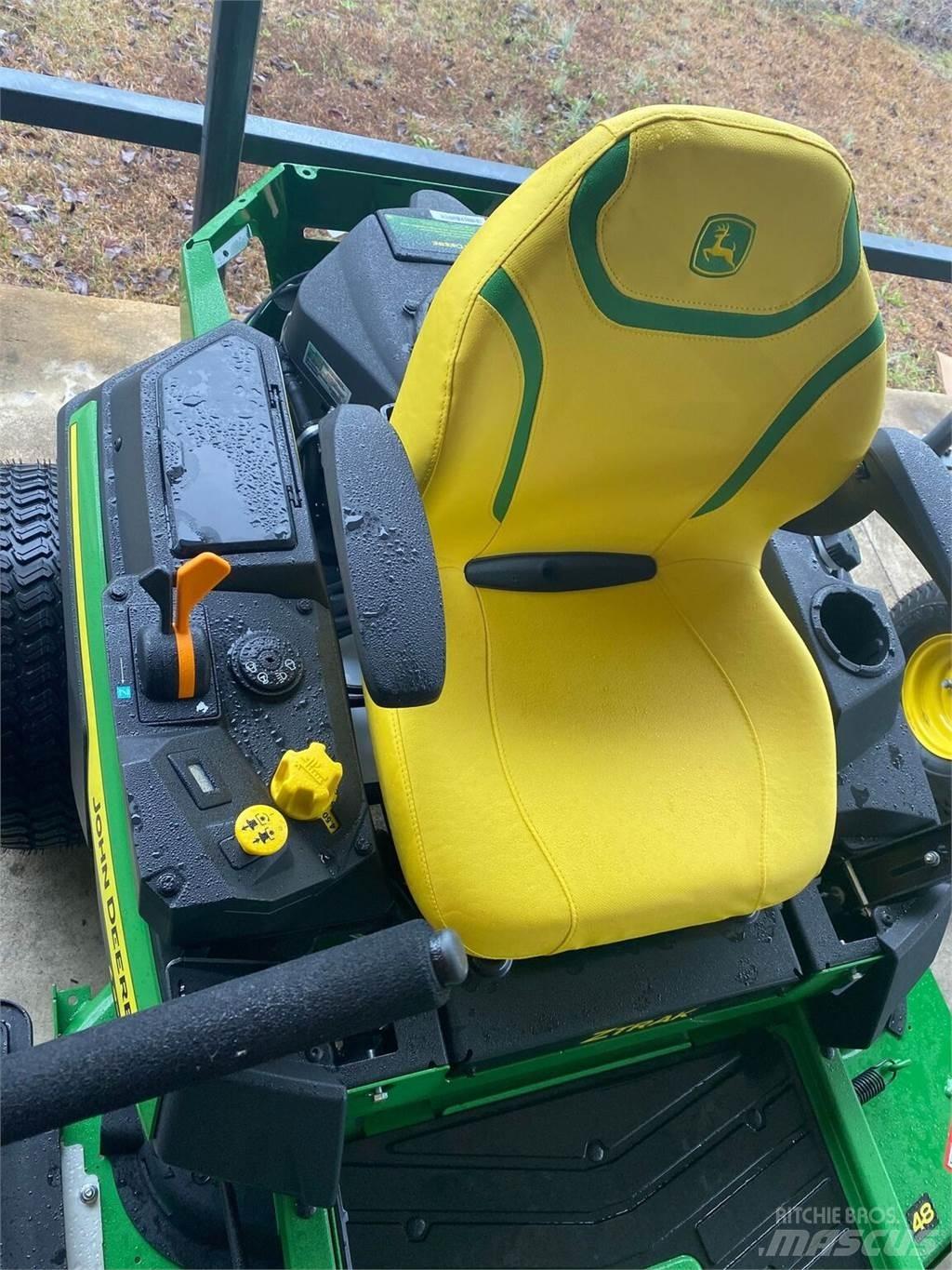 John Deere Z330R Nollsvängare