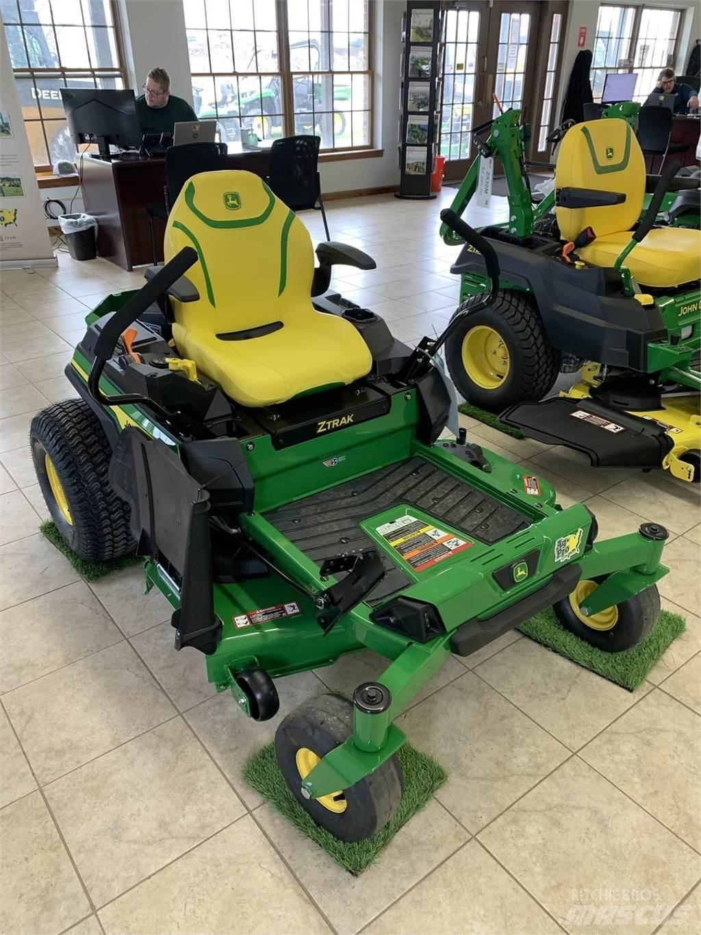John Deere Z330R Nollsvängare