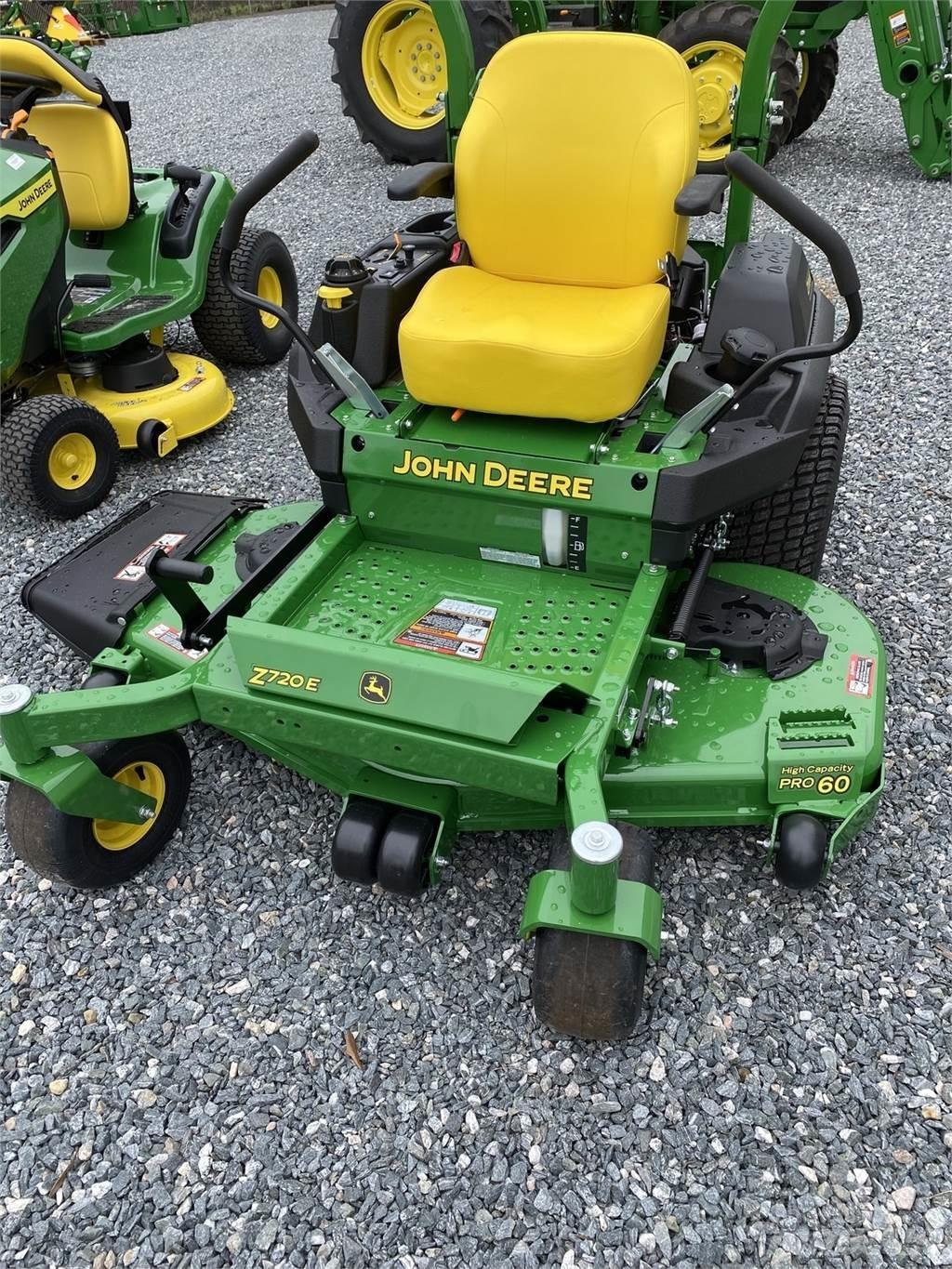 John Deere Z720E Nollsvängare