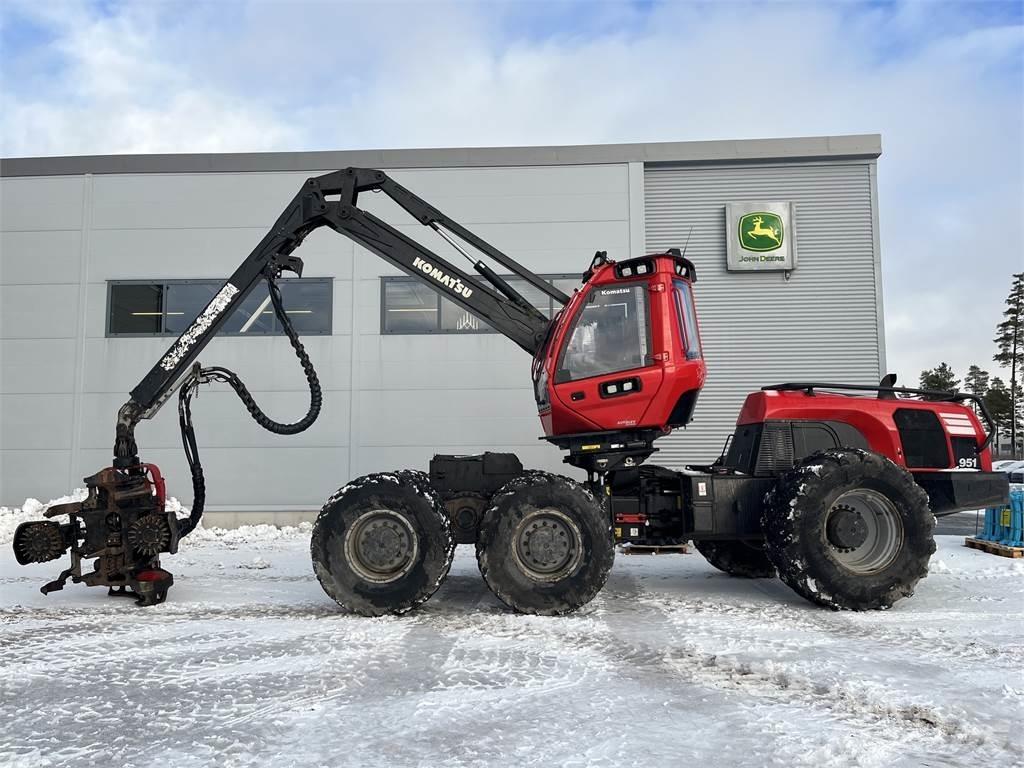 Komatsu 951 Skördare