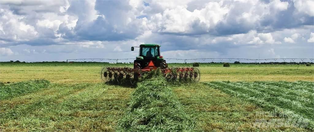 Kuhn SR314 Vändare och luftare