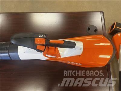 Stihl BGA200 Golfbilar