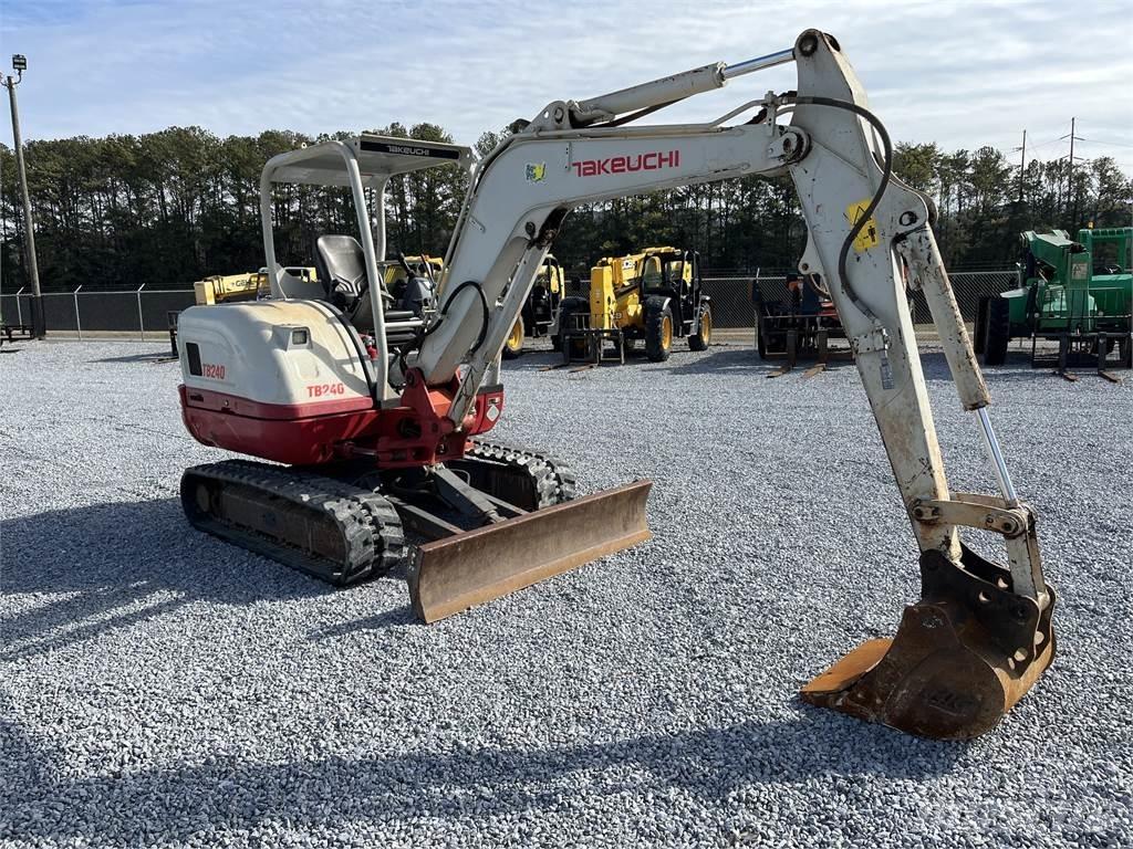 Takeuchi TB240 Bandgrävare