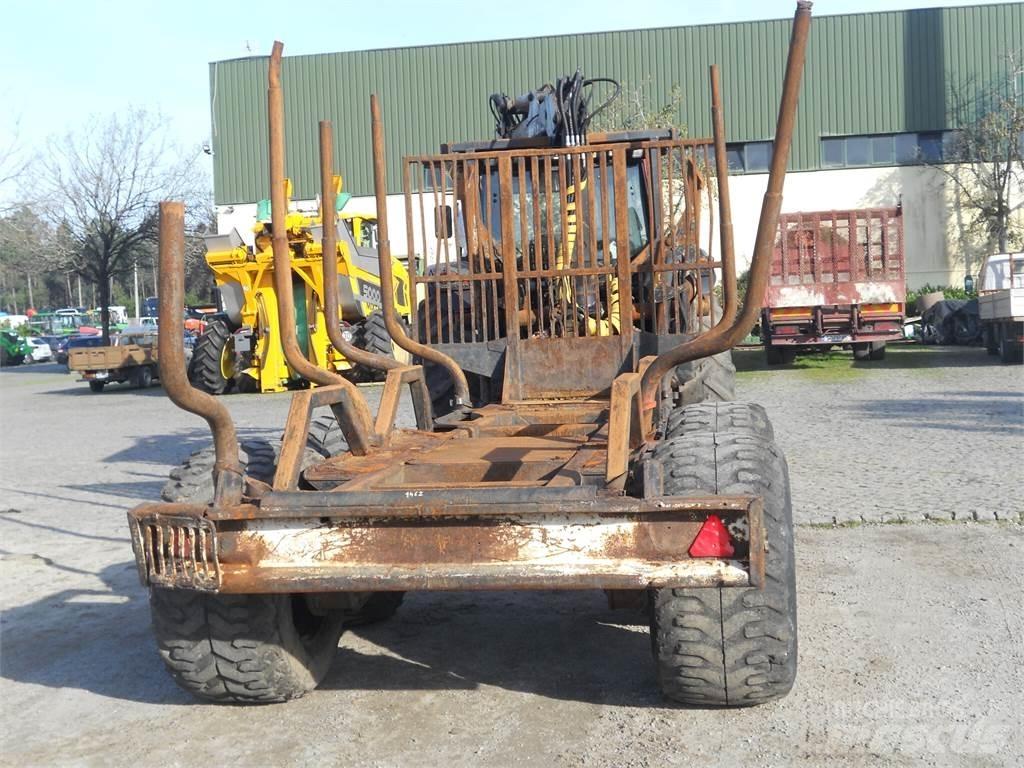 Valtra N121 Griplastare och kranar