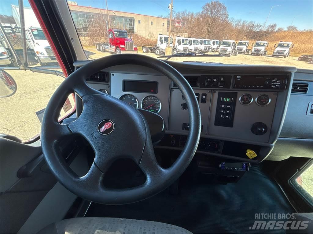 Kenworth T370 Skåpbilar