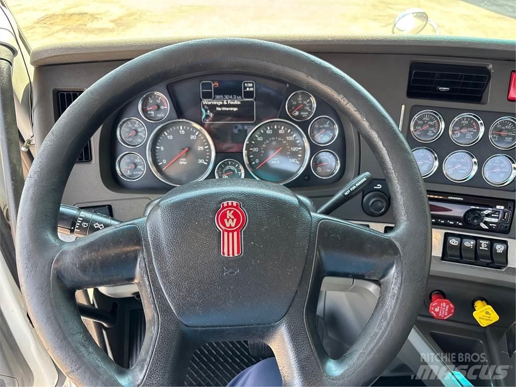 Kenworth T680 Övriga bilar