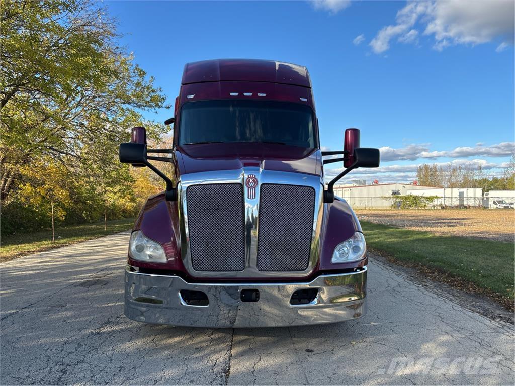 Kenworth T680 Övriga bilar