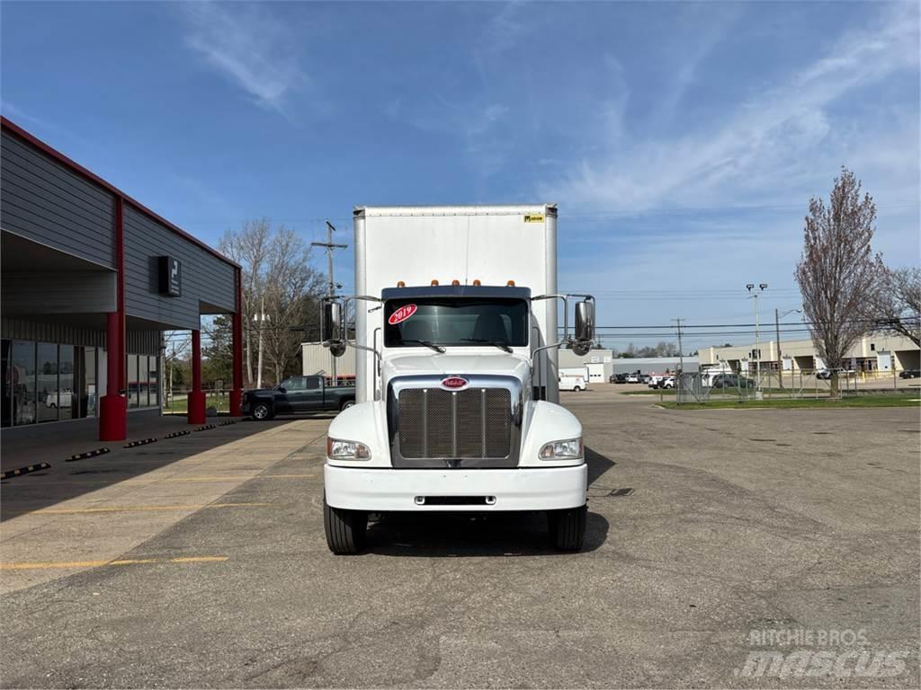 Peterbilt 337 Skåpbilar
