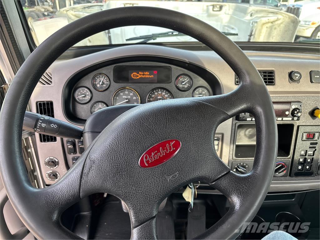 Peterbilt 337 Övriga bilar