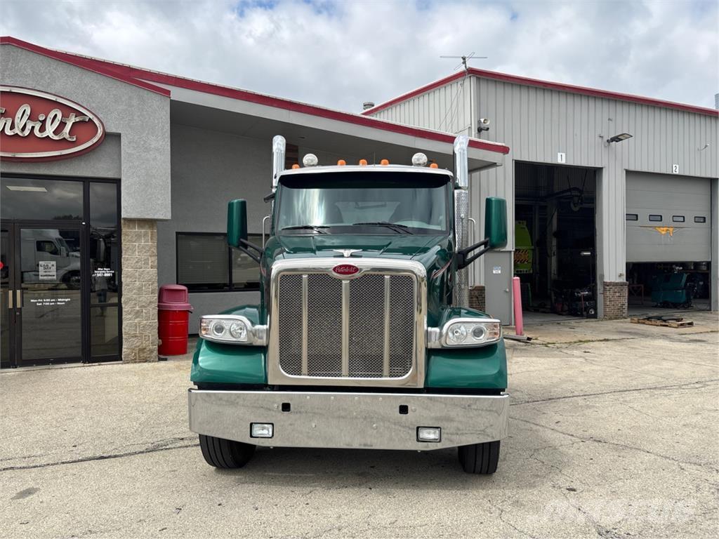 Peterbilt 567 Övriga bilar