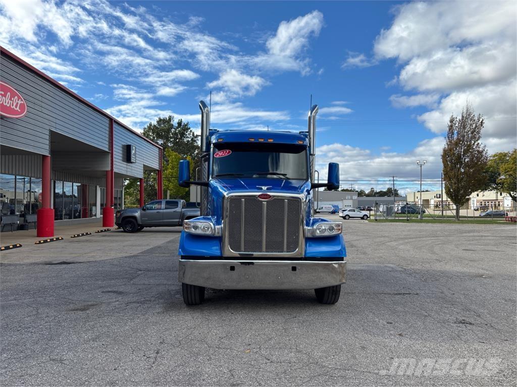 Peterbilt 567 Övriga bilar