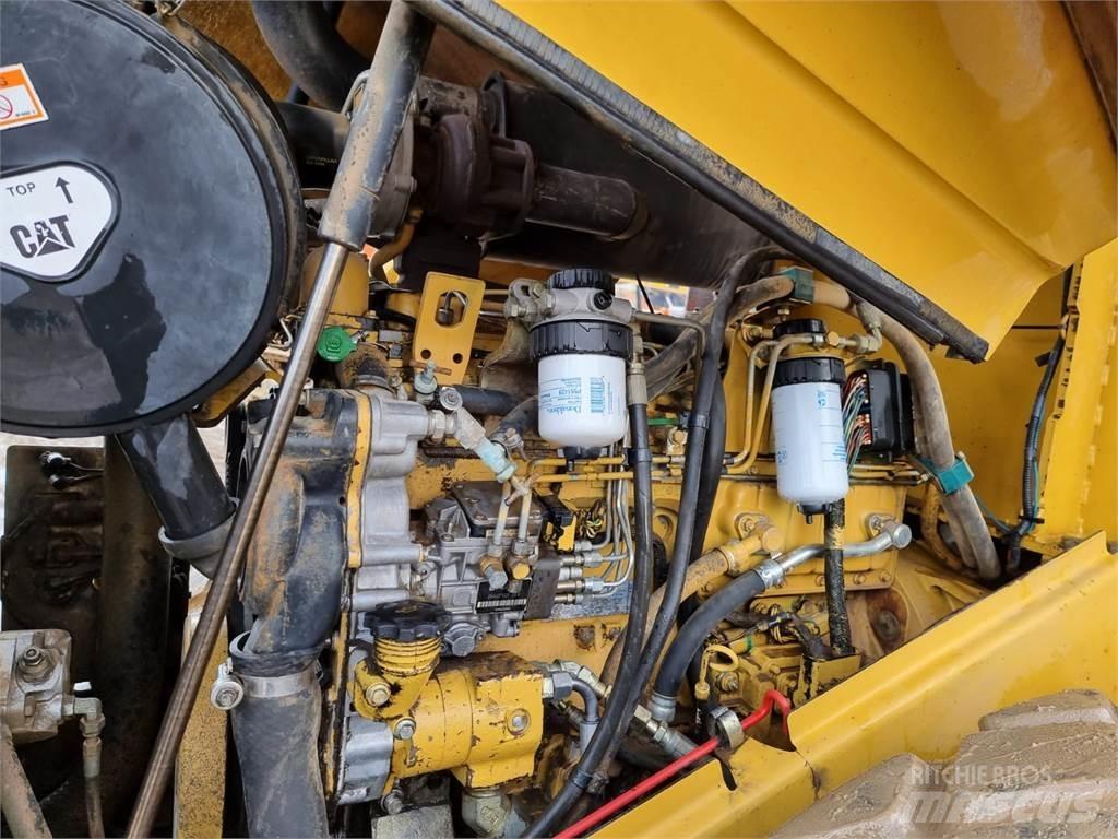 CAT CS 563E Envalsvältar