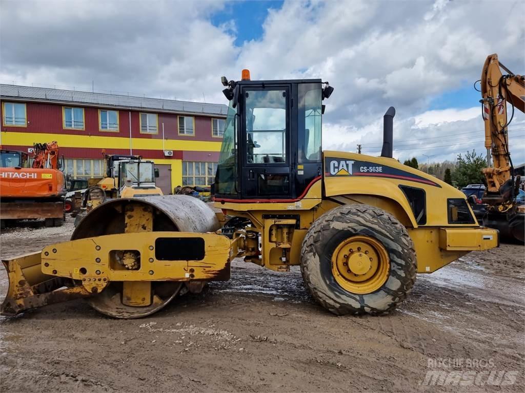 CAT CS 563E Envalsvältar