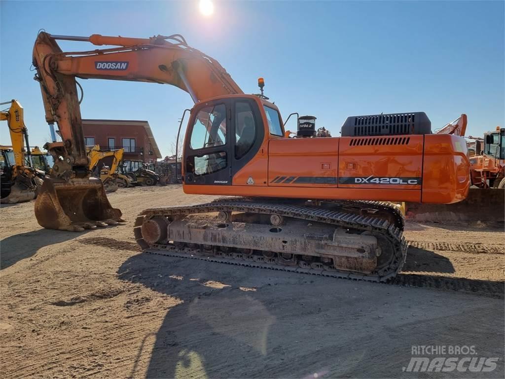 Doosan DX420LC Bandgrävare