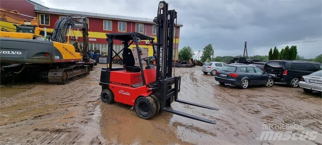 Kita DV35A Dieselmotviktstruckar
