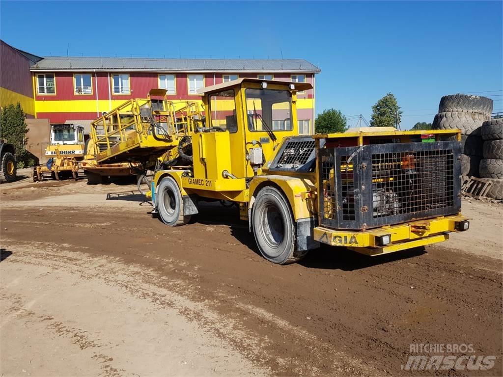 Kita UV211 SP25BG06 Hjullastare