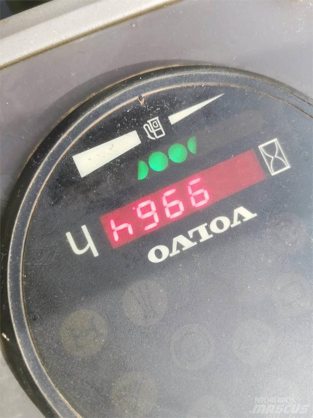 Volvo DD25 Tvåvalsvältar