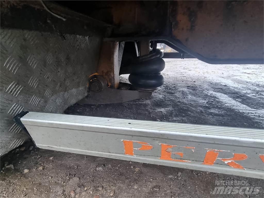 Wielton NJ 32MB Låg lastande semi trailer