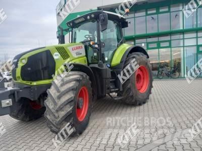CLAAS Axion 850 Traktorer