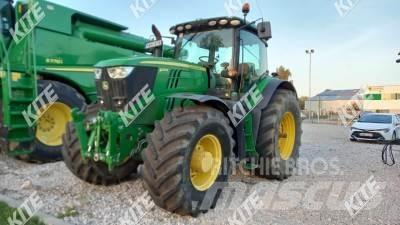 John Deere 6215R Traktorer