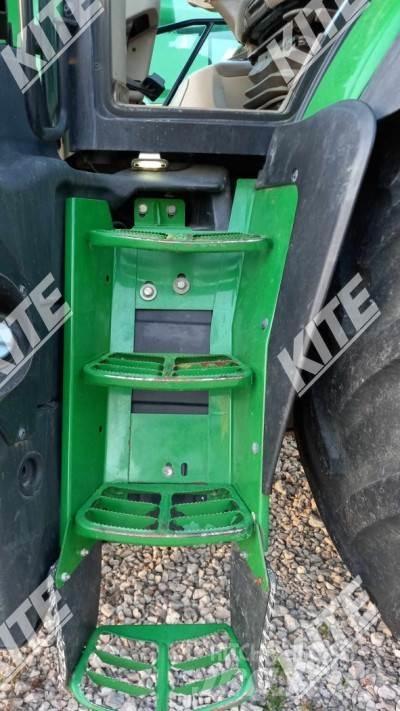 John Deere 6215R Traktorer